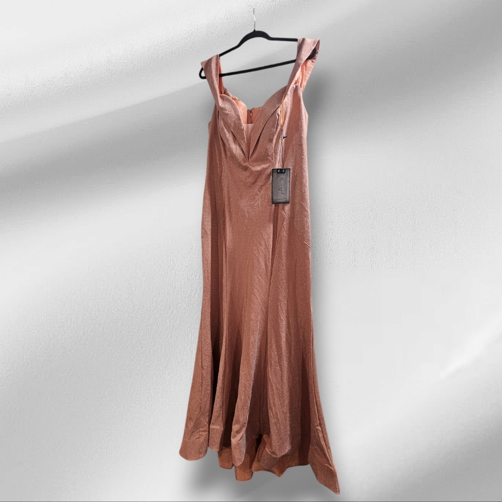 Cassandra Gown Mac Duggal brand new. Size 18w